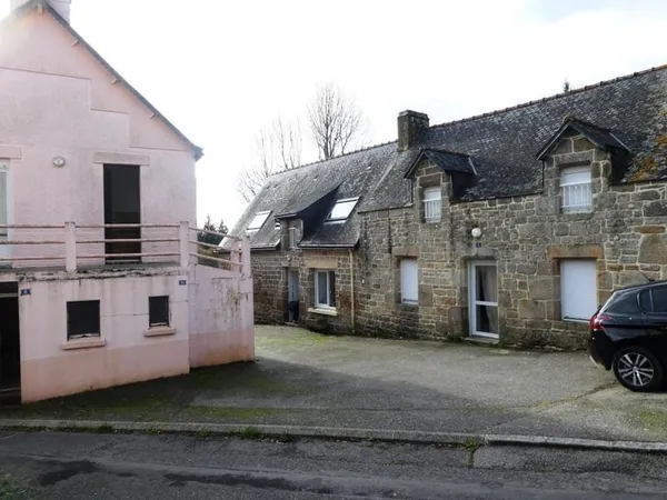 Bien immobilier de rendement Vente Langoëlan 9p 160m² 272950€