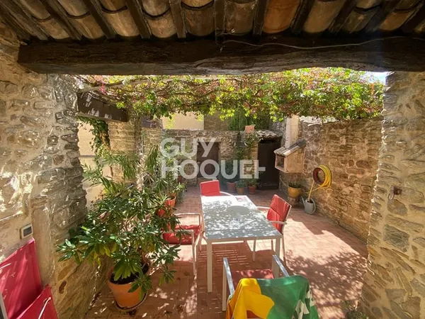 Maison de charme à vendre à Connaux