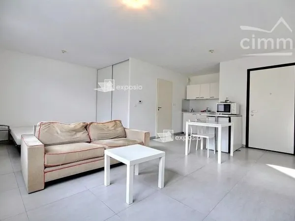 LOCATION T1 + place de parking "Les Sources"