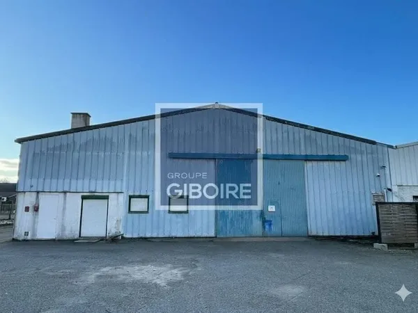 Entrepôt 760 m²