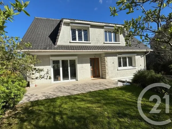 Maison 8 pièces 161 m²