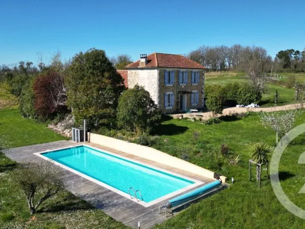 Maison 7 pièces 145 m²