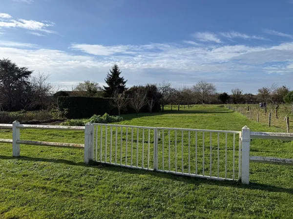 L'OPPORTUN - ASLONNES