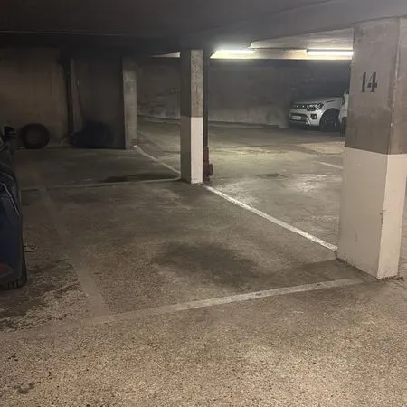 Parking a louer