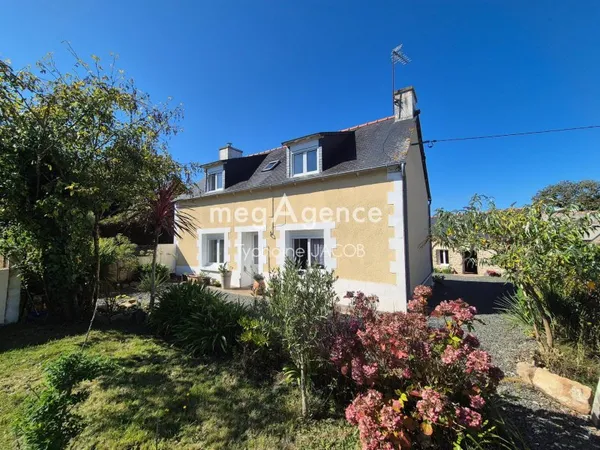 Ensemble immobilier proche de la mer