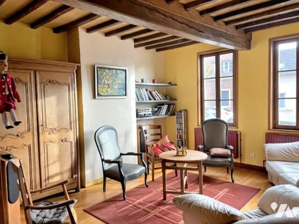 Maison 7 pièces 250 m²