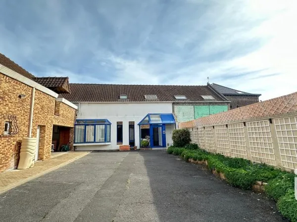 Maison 10 pièces 187 m²