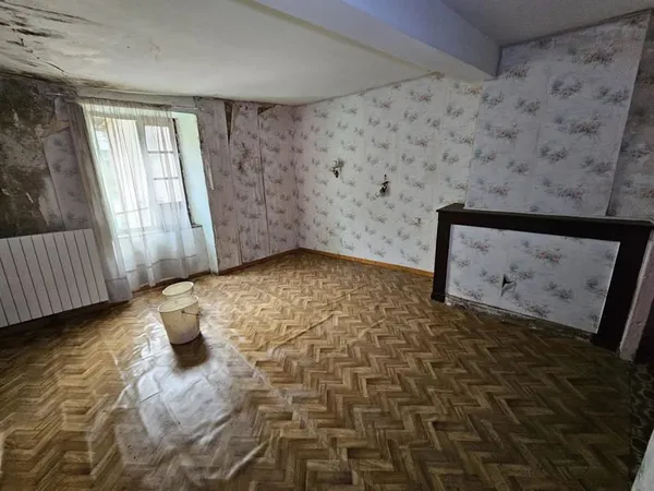 Maison de Ville à Rénover avec jardinet