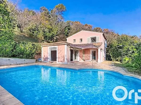 Maison 5 pièces 118 m²