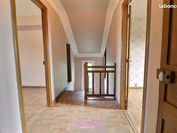 Maison 6 pièces 100 m²