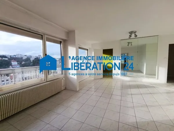 Appartement 'Dernier étage' au coeur de Saint-Étienne