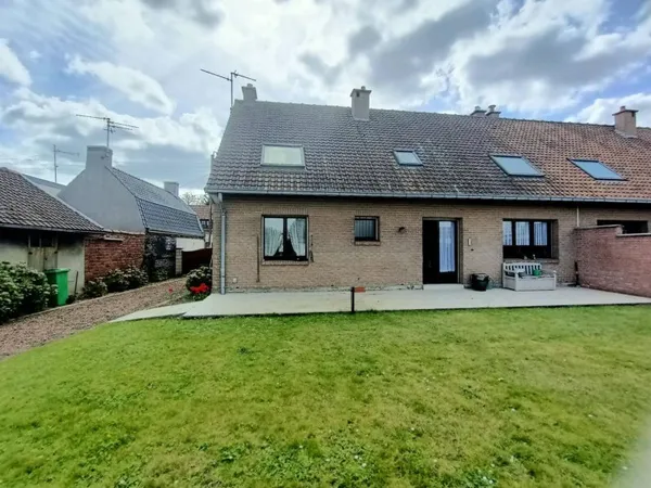 Maison 1 pièce 130 m²