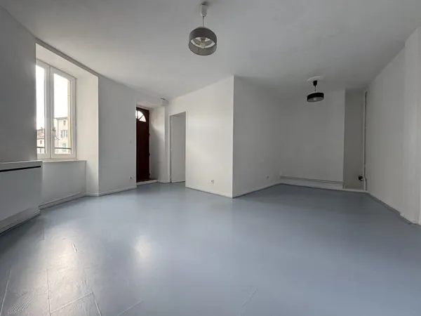 SAINT-AMANT-TALLENDE - DUPLEX