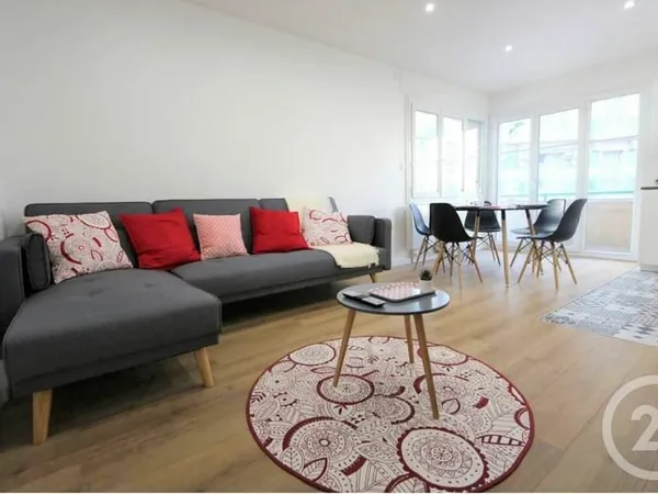 Appartement 6 pièces 126 m²