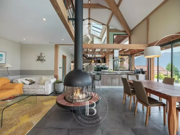 BARNES ANNECY EXCLUSIVITE - MAISON FAMILIALE VUE LAC ET MONTAGNES - SEVRIER