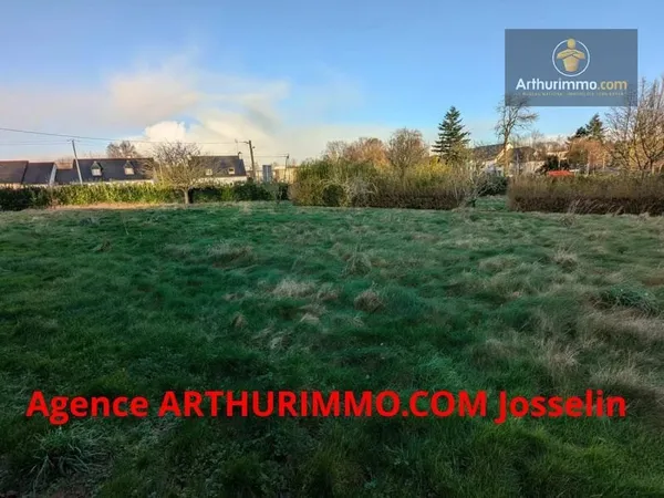 JOSSELIN CENTRE TERRAIN CONSTRUCTIBLE DE 1 700 M²