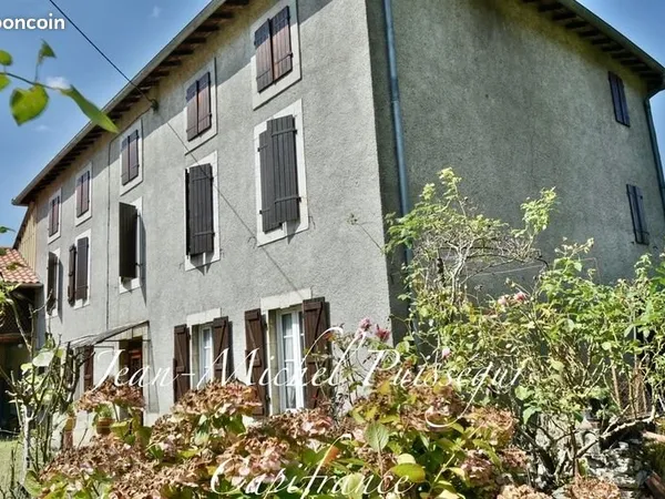 Immeuble 220 m²