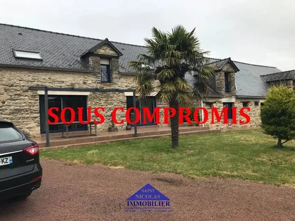 Maison 10 pièces 220 m²