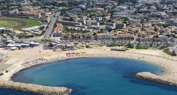 Marseille Vieille Chappelle 13008 T4 de 98 m2 ,jardin 100 m2 plein sud