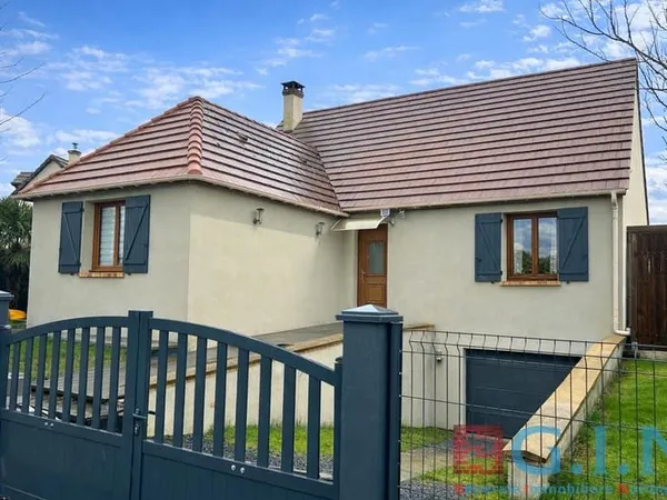 Maison 5 pièces de 114m2 terrain 502m2