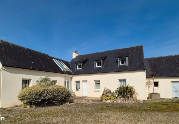 Propriété 7 pièces 183 m²