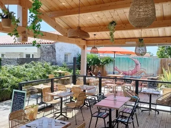 ILE D'OLERON A VENDRE BAR RESTAURANT à LA BREE LES BAINS