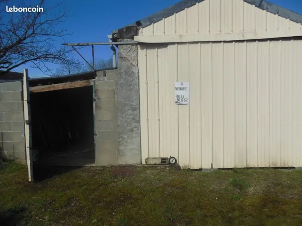 Local d’activité et entrepôt Vente Évron 2p 70m² 30000€