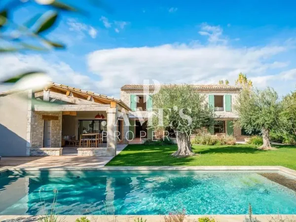 Maison neuve en pierre avec piscine - Saint Rémy de Provence