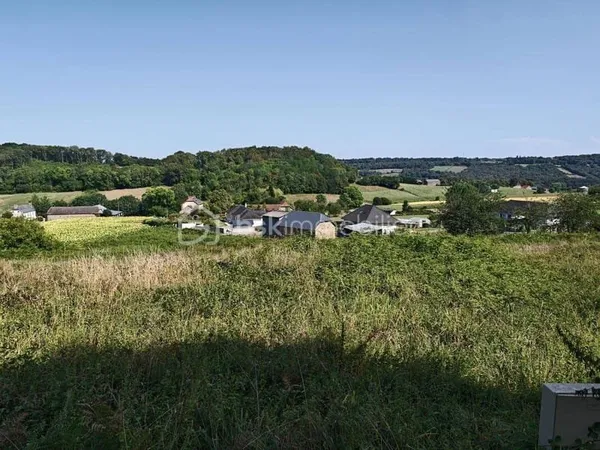 Terrain constructible 2300 m²