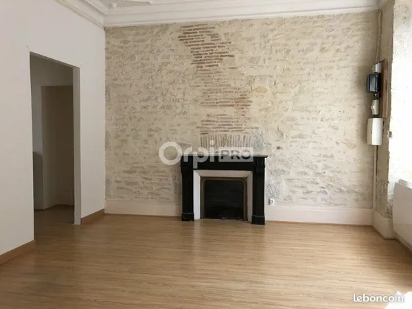 Bureau 46 m²
