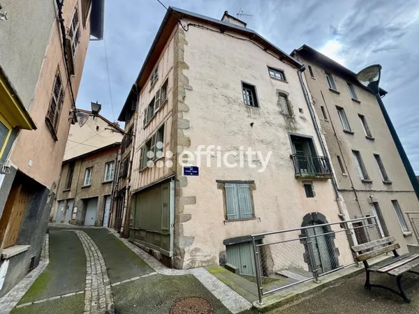 Immeuble 6 pièces 105 m²