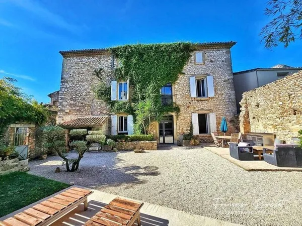 Maison de luxe 7 pièces 268 m²