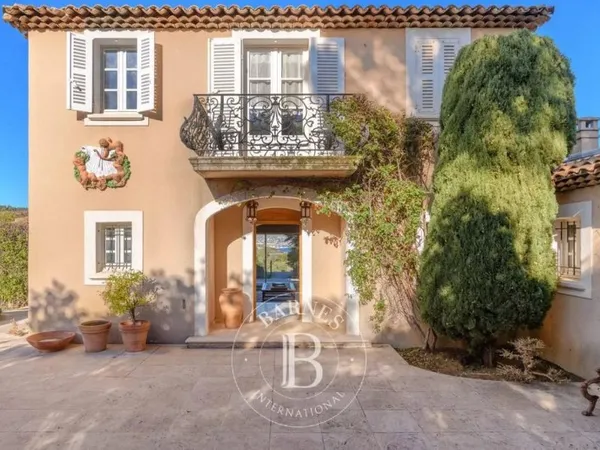 Maison de luxe 10 pièces 300 m²