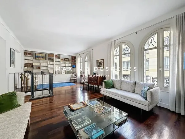 Appartement 6 pièces 139 m²