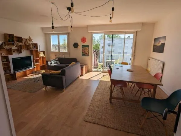 Appartement 4 pièces 82 m²
