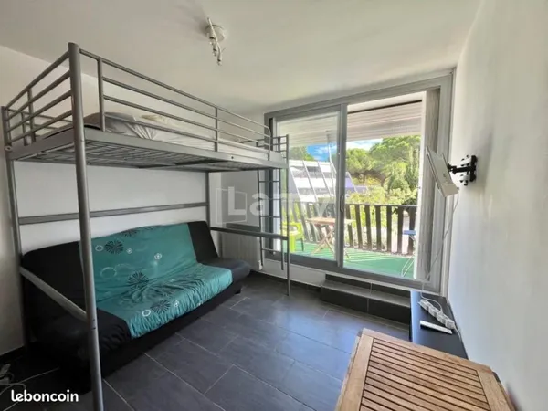Studio 1 pièce 17 m²