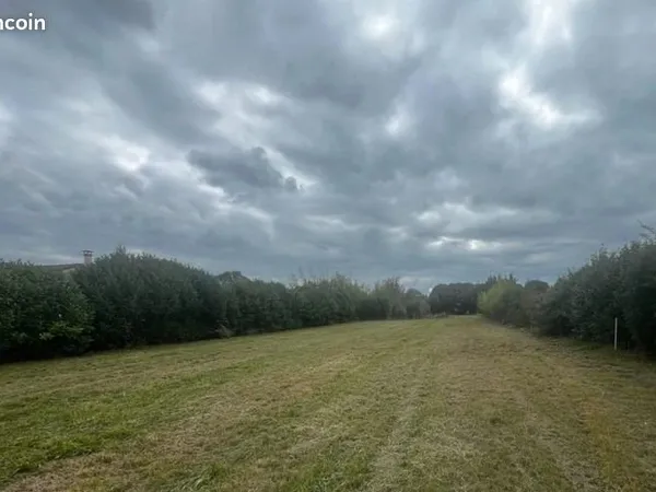 Terrain 1 909 m² Carbonne