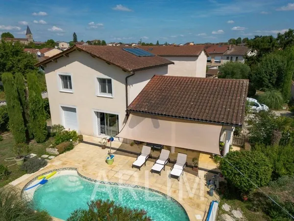 Maison 5 pièces 149 m²