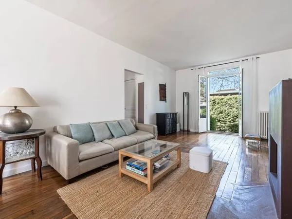 Maison 8 pièces 182 m²