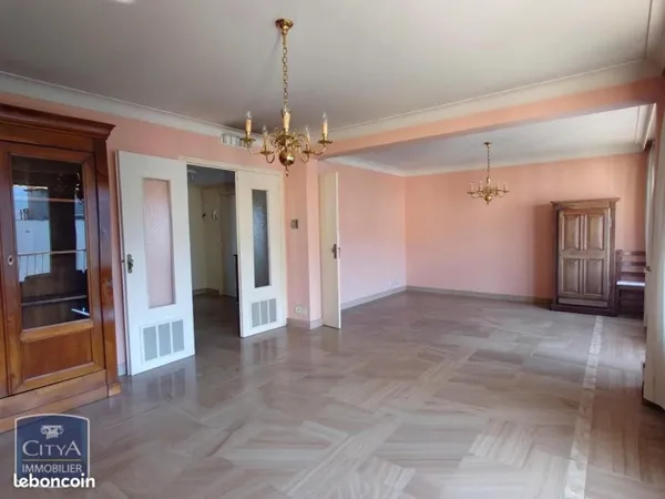 Appartement 6 pièces 147 m²