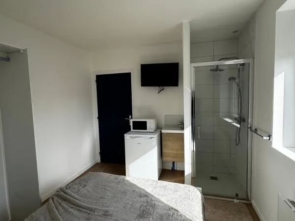 Loue chambre meublée
