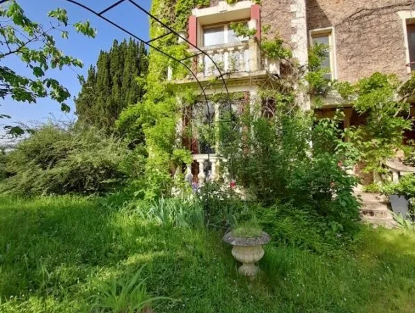Maison 10 pièces 228 m²