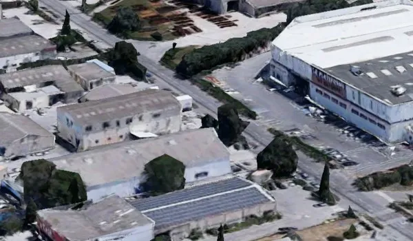 Local commercial 200 m²