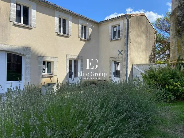 A VENDRE MAISON À RENOVER- 2 PIÈCES - 224M²
