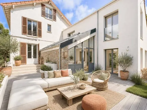 Maison 9 pièces 250 m²