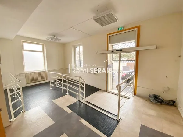 Bureaux 255 m²
