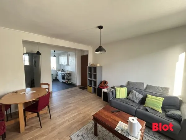 A VENDRE PAR BLOT IMMOBILIER - APPARTEMENT T3-53M²/ QUARTIER SACRE-COEUR/JACQUES CARTIER