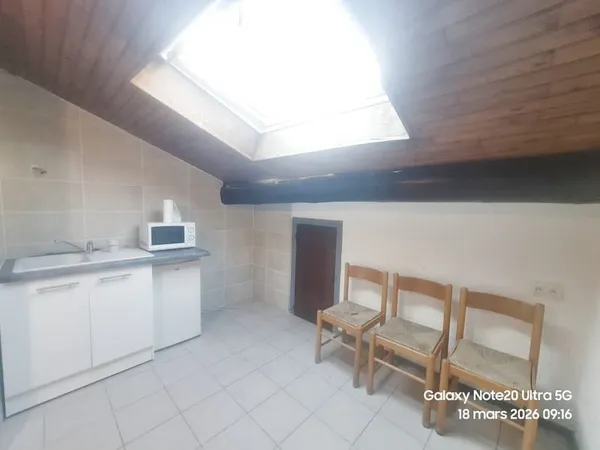 Appartement refait à neuf en location à Saint-Étienne quarti
