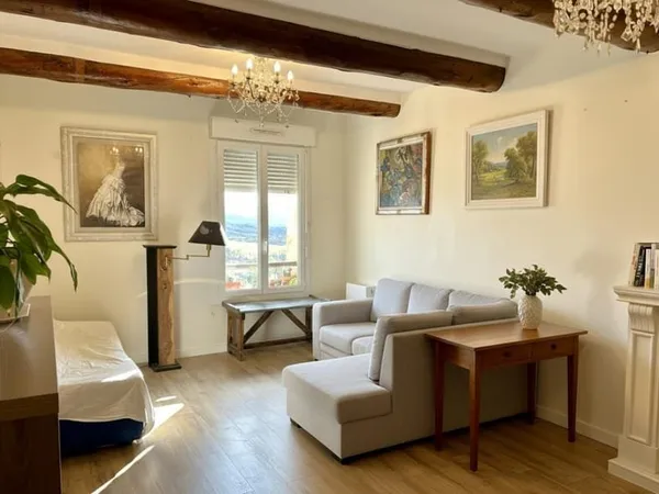 Appartement type 2 cosy avec vue