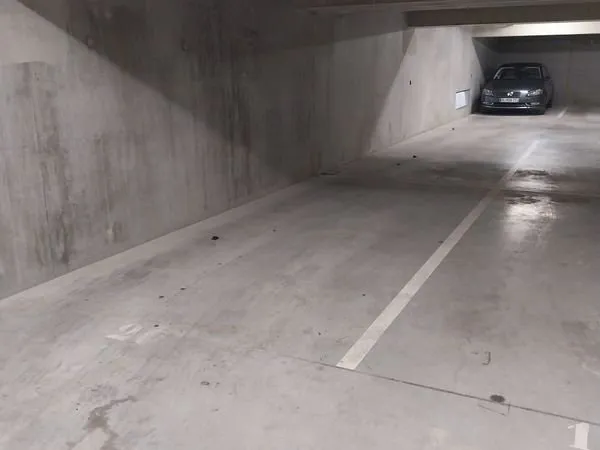 Parking sécurisé - Rezé